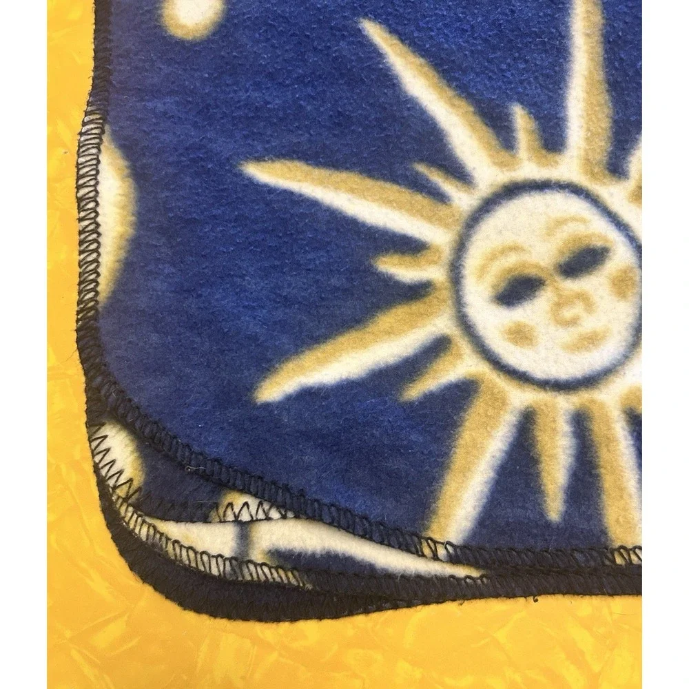 VTG 90s Y2K Celestial Fleece Throw Sun Moon Stars
